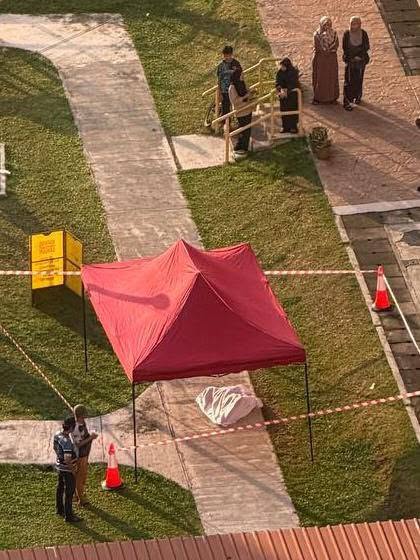 11yo falls from 7th floor (1)