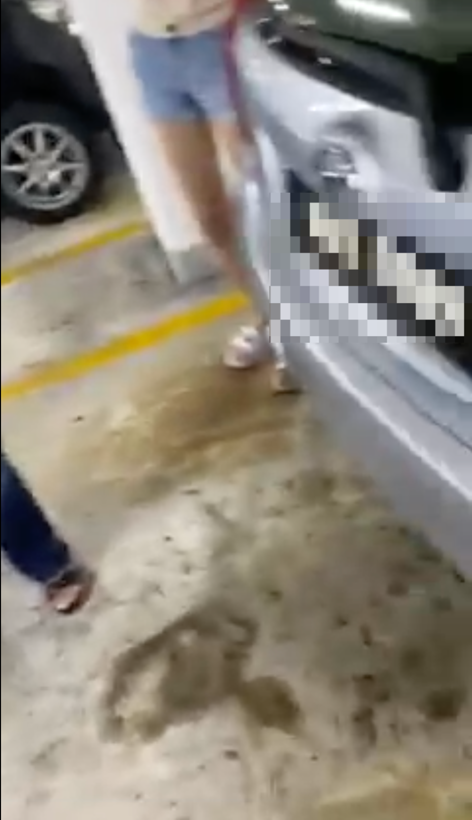 [video] 'parking' her baby stroller in spot while waiting for husband to park their car