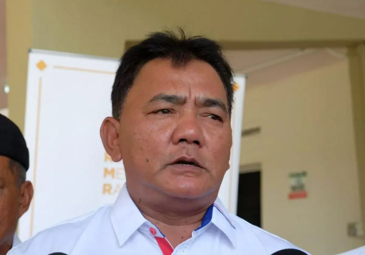 20 girls ketuk ketampi at 3am Melaka Rahmad Mariman