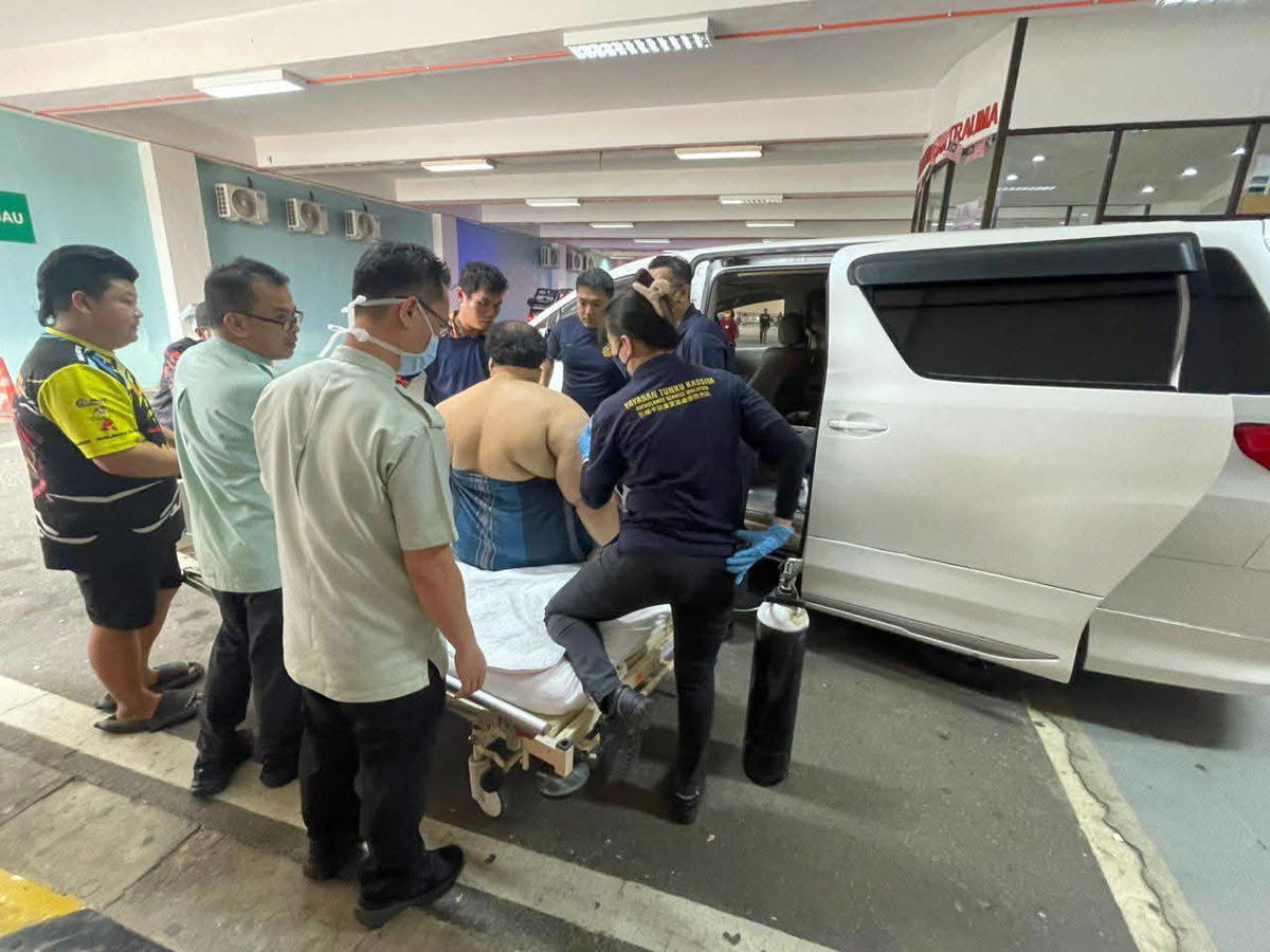 200kg man carried on Alphard