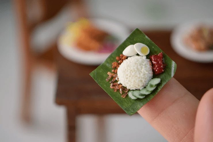 M’sian miniature artist featured on Ryan Reynold's Snapchat series