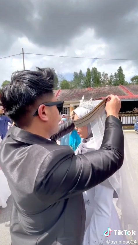 [video] 18-year-old surprises wife with a ford mustang on wedding day