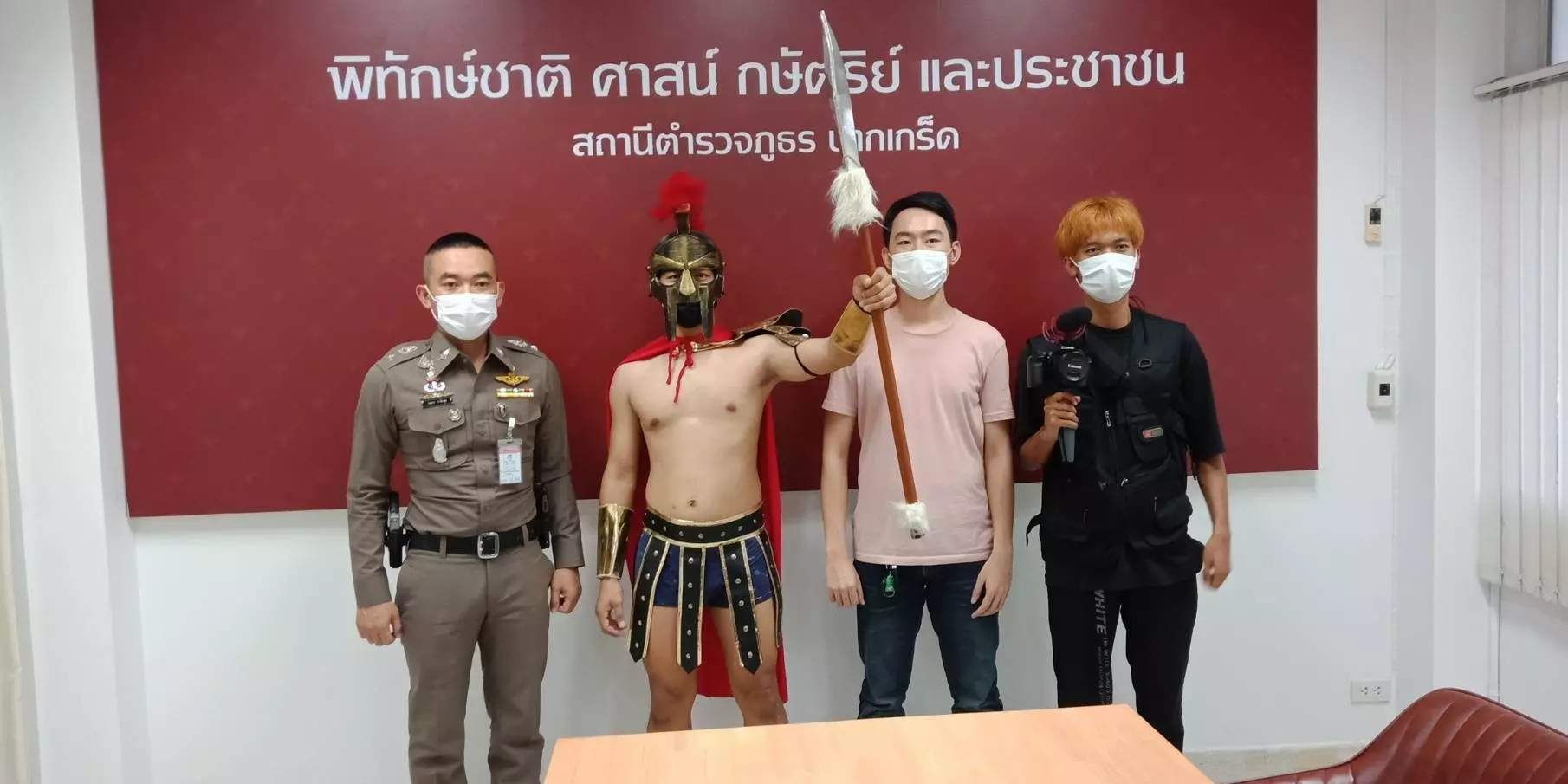 Youtuber fined for cosplaying as a spartan while riding on his motorcycle