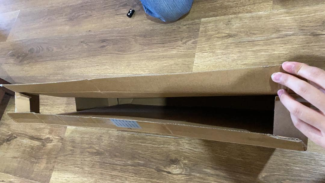 Customer rants over receiving empty box instead of a laptop from Lazada | WeirdKaya Customer rants over receiving empty box instead of a laptop from Lazada