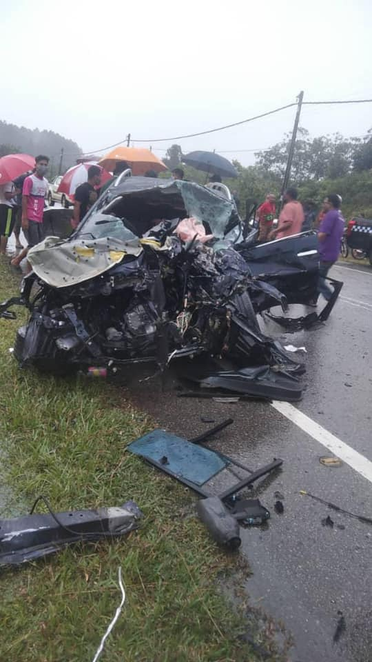 Three perish in accident involving an suv and a bus