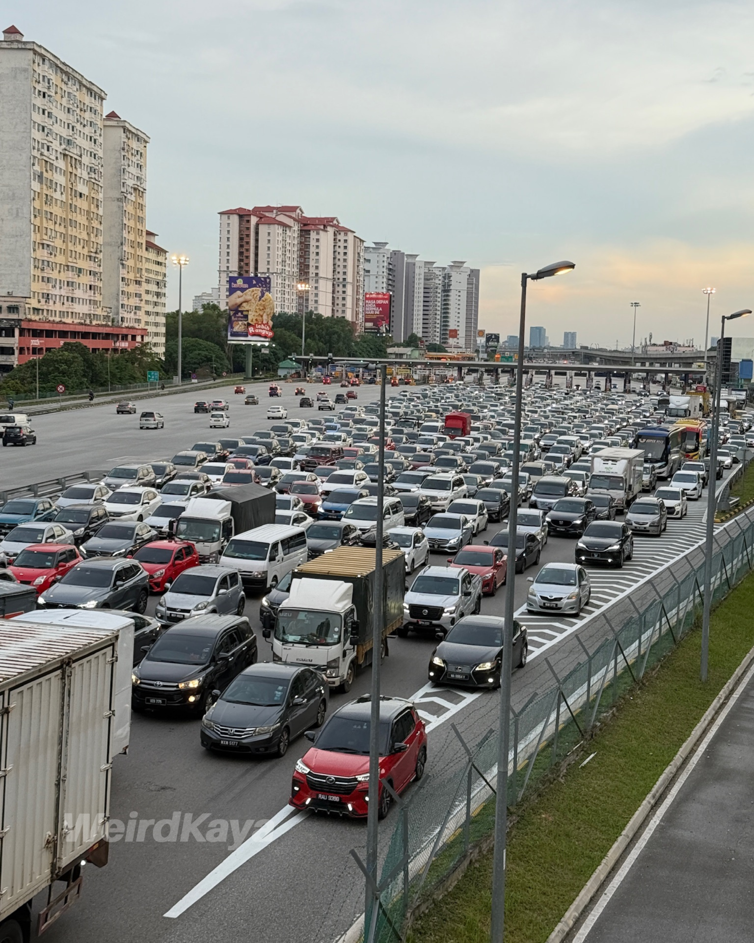  wk sungai besi highway traffic jam kl kuala lumpur 