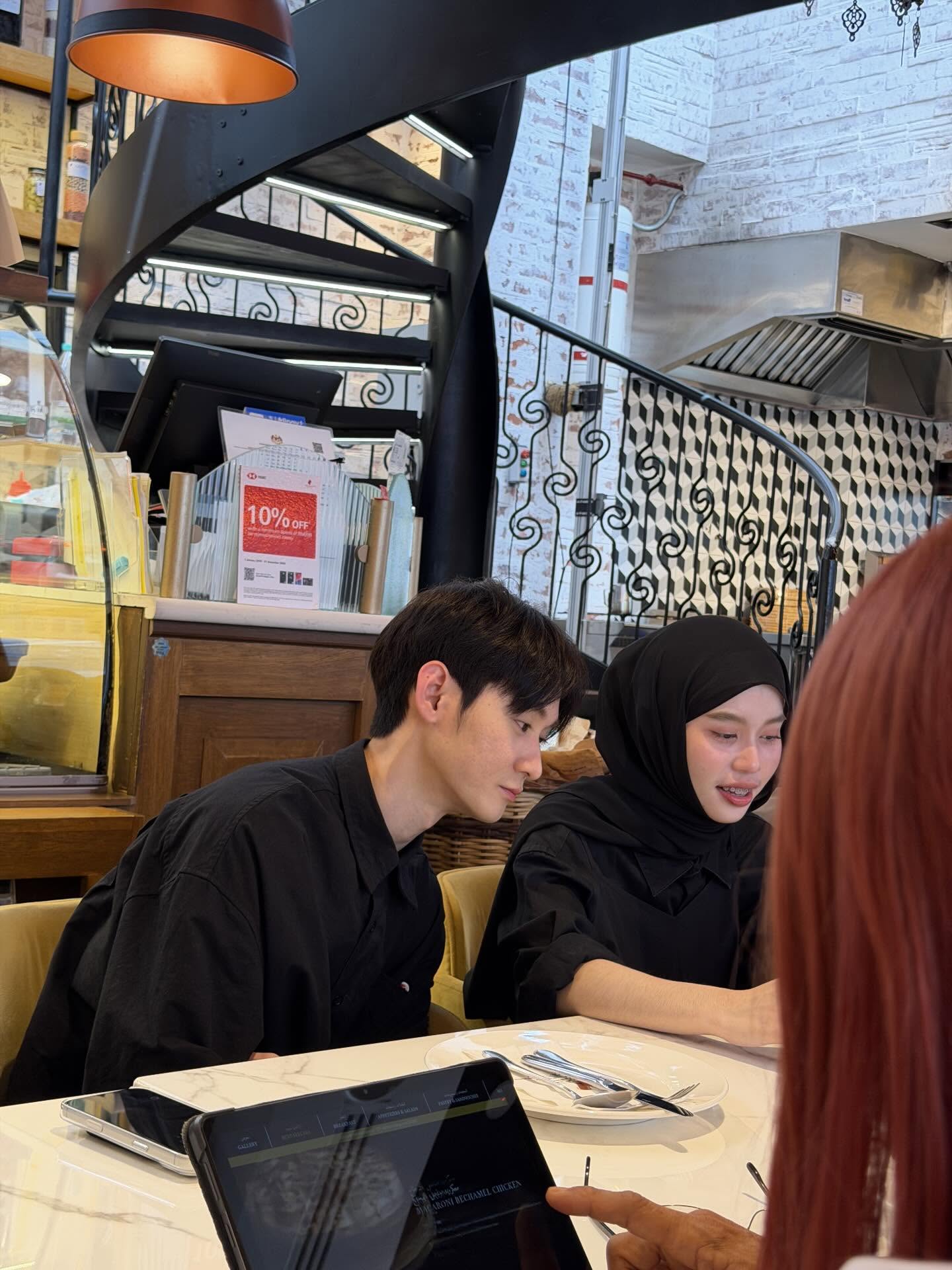  wk brother and thai gf 