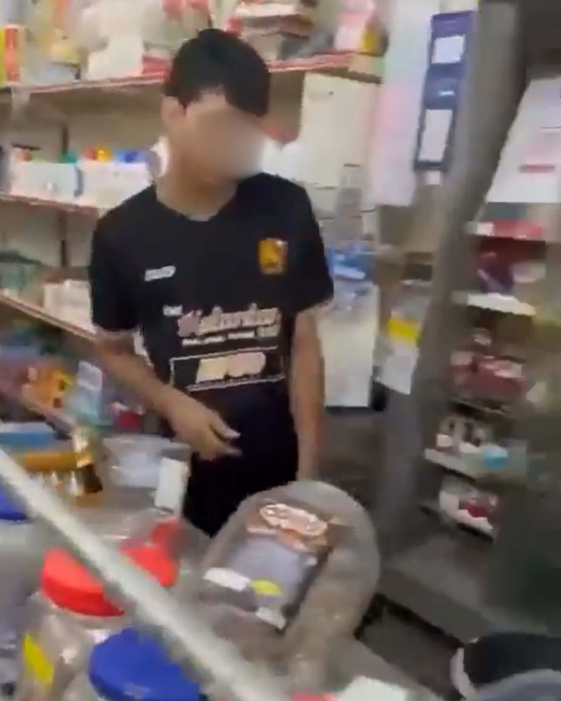  wk msian crash foreign worker shop ( ) 