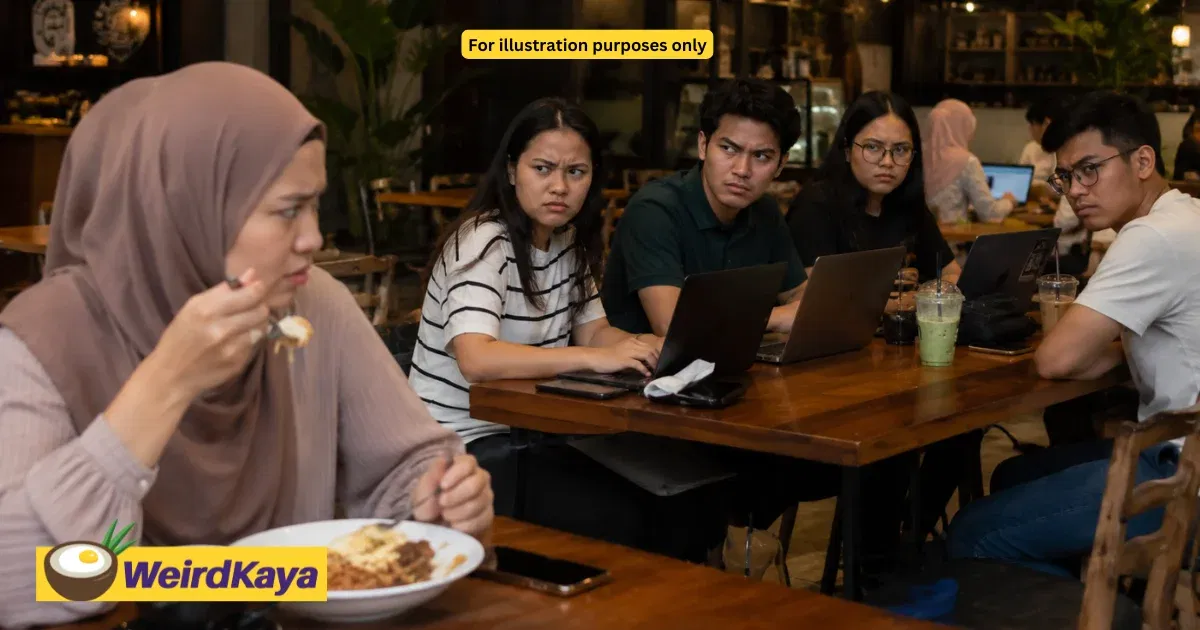 ‘Stressed Weih!’ — M’sian Claims Customers Glared At Her For Eating While They Were On Their Laptops | WeirdKaya