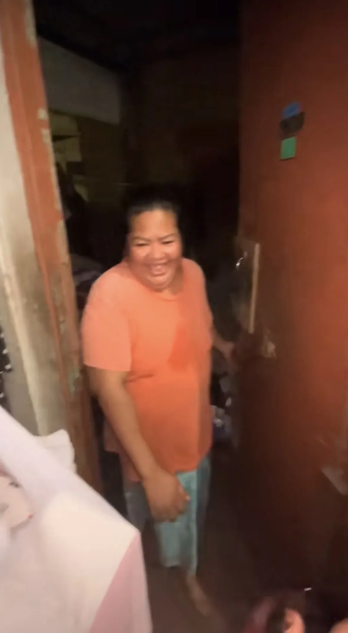 wk m’sian woman’s first payday reward wasn’t for herself, it was kfc for mum....