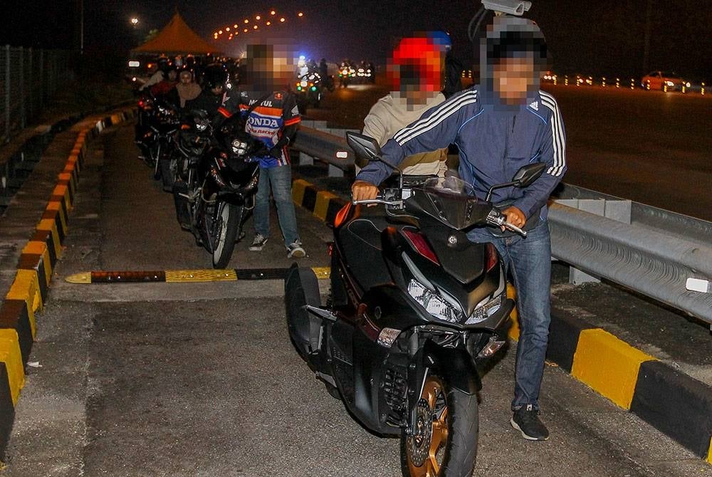 121 motorcycles being inspected at negeri sembilan