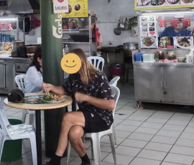 "Very Cheap!”— Tourist Pays RM32 For Mixed Rice, Thinks It’s A Bargain While M’sians Feel The Pain