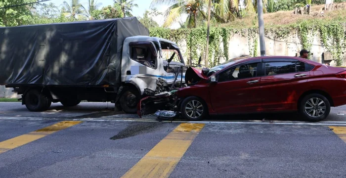 3 friends die in road crash (1)