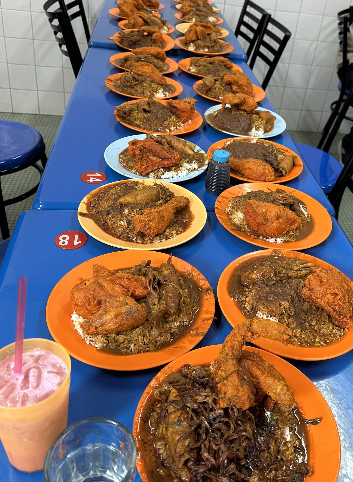 30 plates of nasi kandar at penang