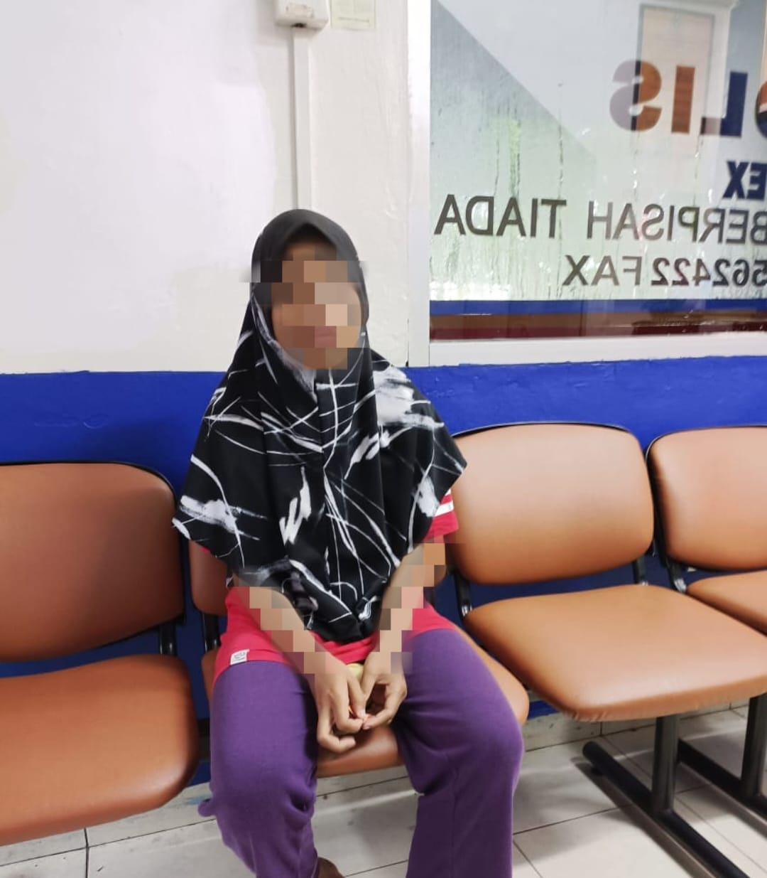 M'sian mother abandons 11yo daughter after her third husband refuses to take care of her | weirdkaya