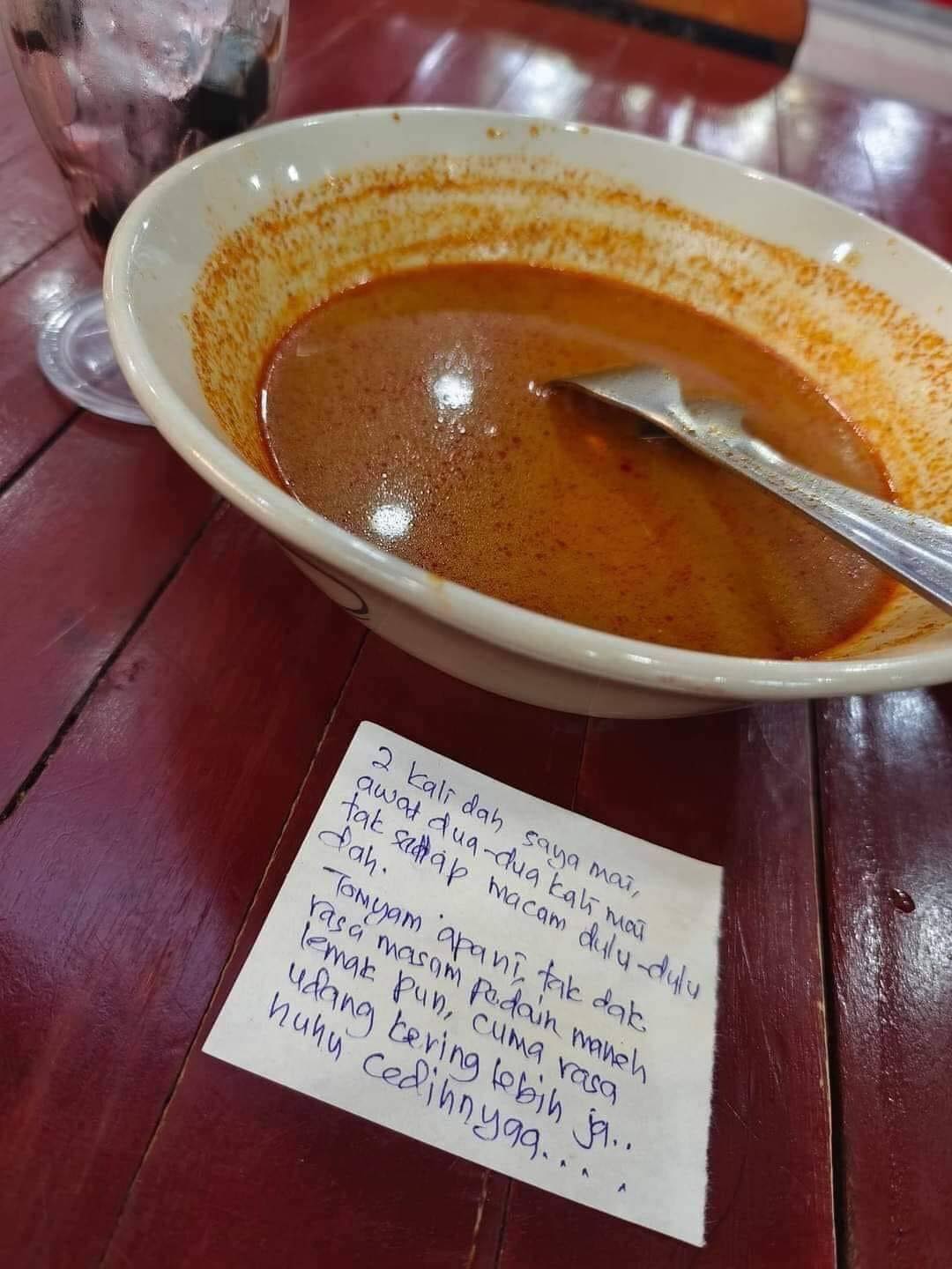 M'sian leaves handwritten note on table over 'tasteless' tom yam, gets praised by netizens for being civil | weirdkaya