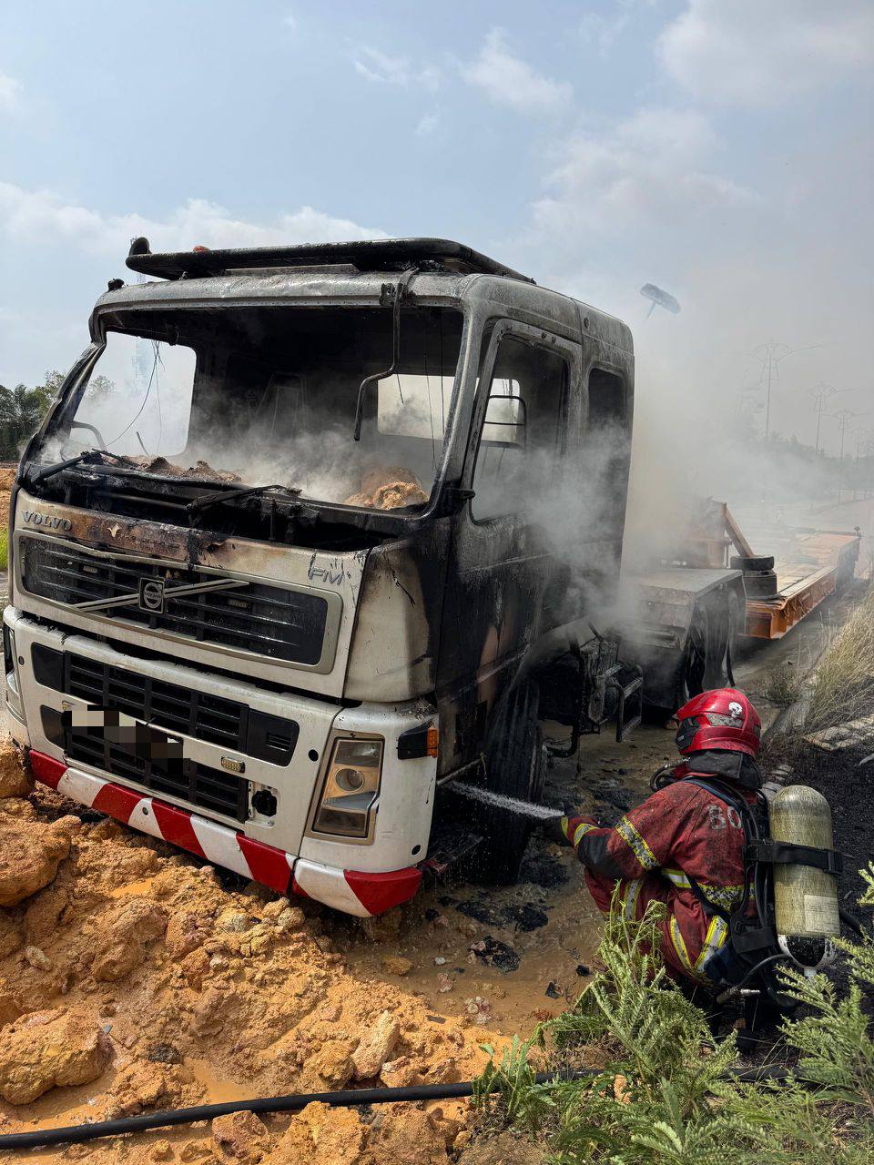 4yo kid dies in lorry fire china press