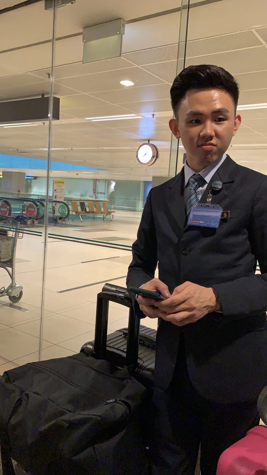 Carl flight attendant (4)