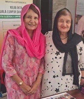 Datuk Dr Saran Kaur Gill, Chair of EKTA Youth Development & Life-Long Learning (left) with Founding President Datin Kuldip Kaur.