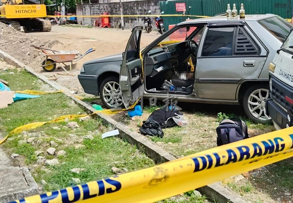 Dead body in car Penang (1)