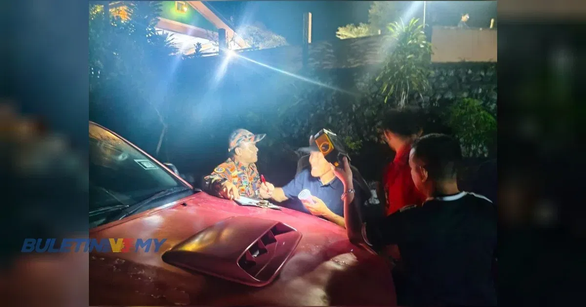 Firefighter with missing man