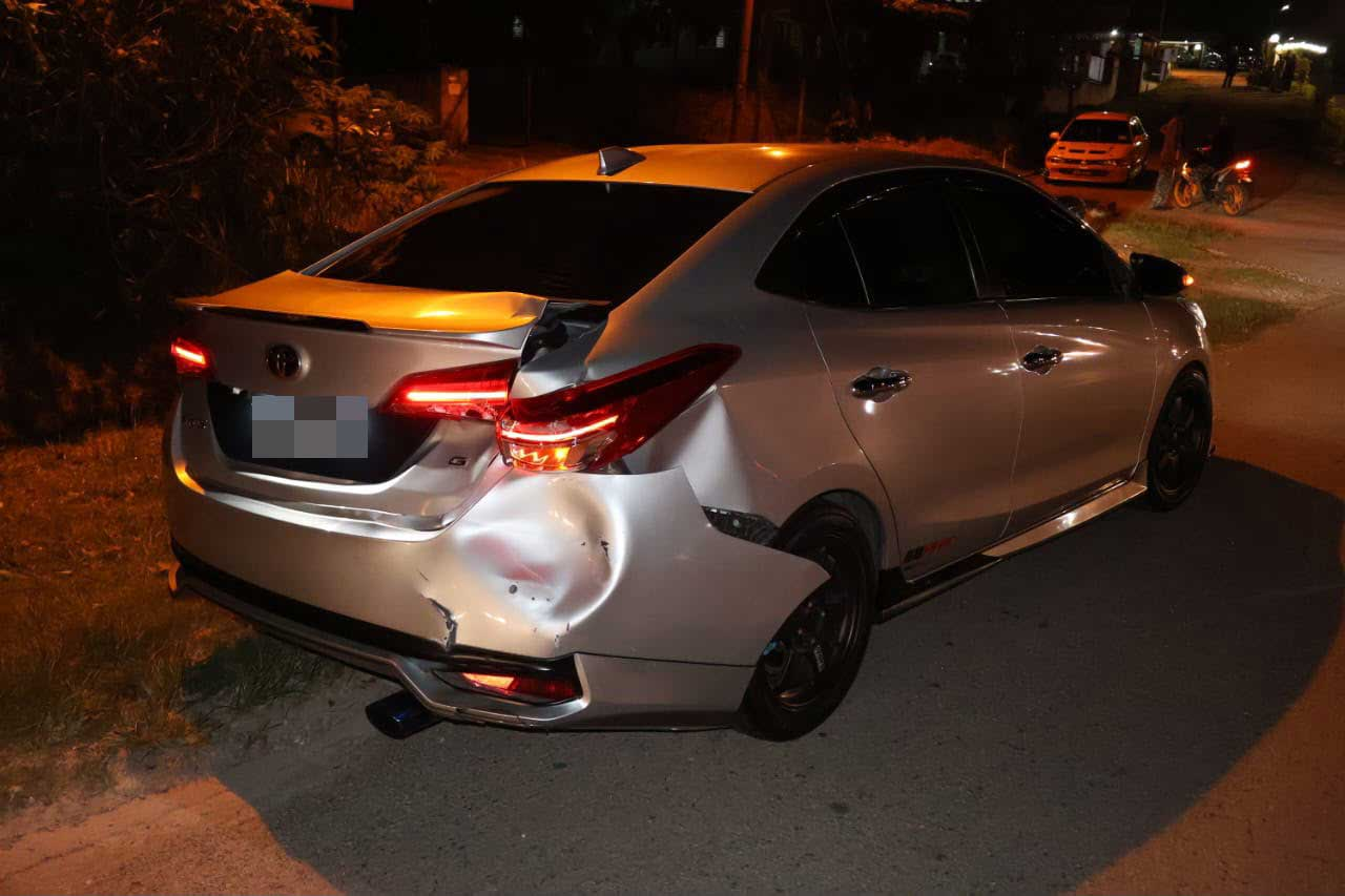 Form 5 students thrown from bike (2)