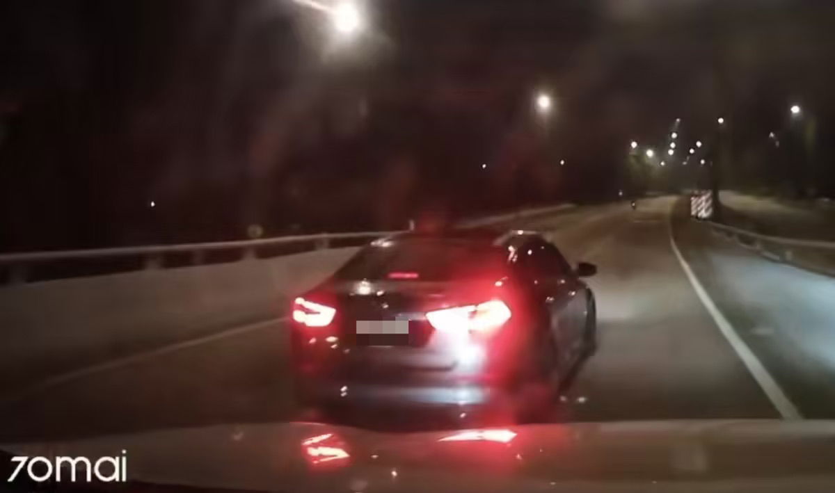 High beam lights road rage (1)