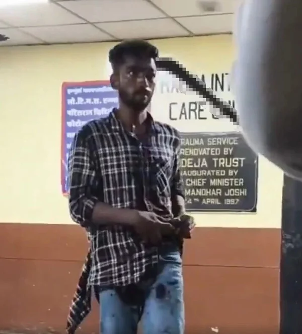 Indian man has machete in head (4)
