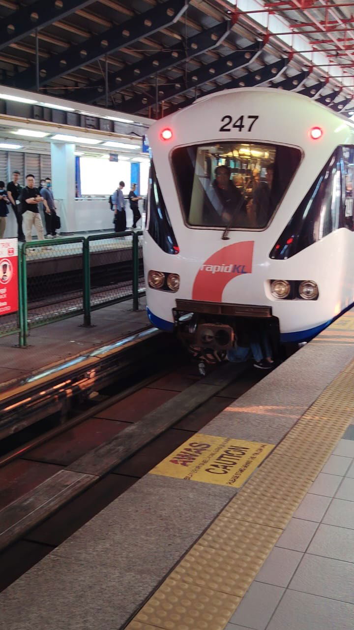 LRT abdullah hukum slip and fall