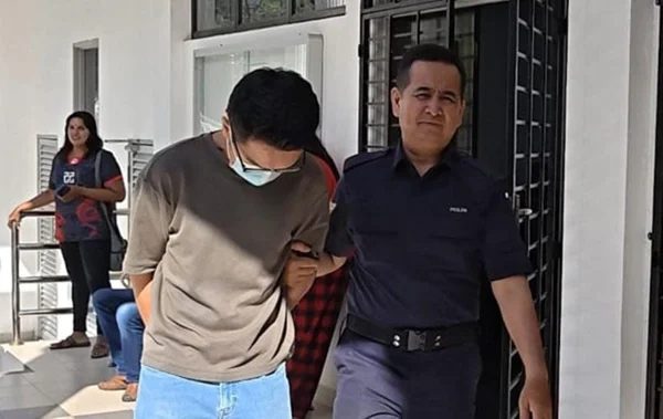 Man lies about phone theft (1)