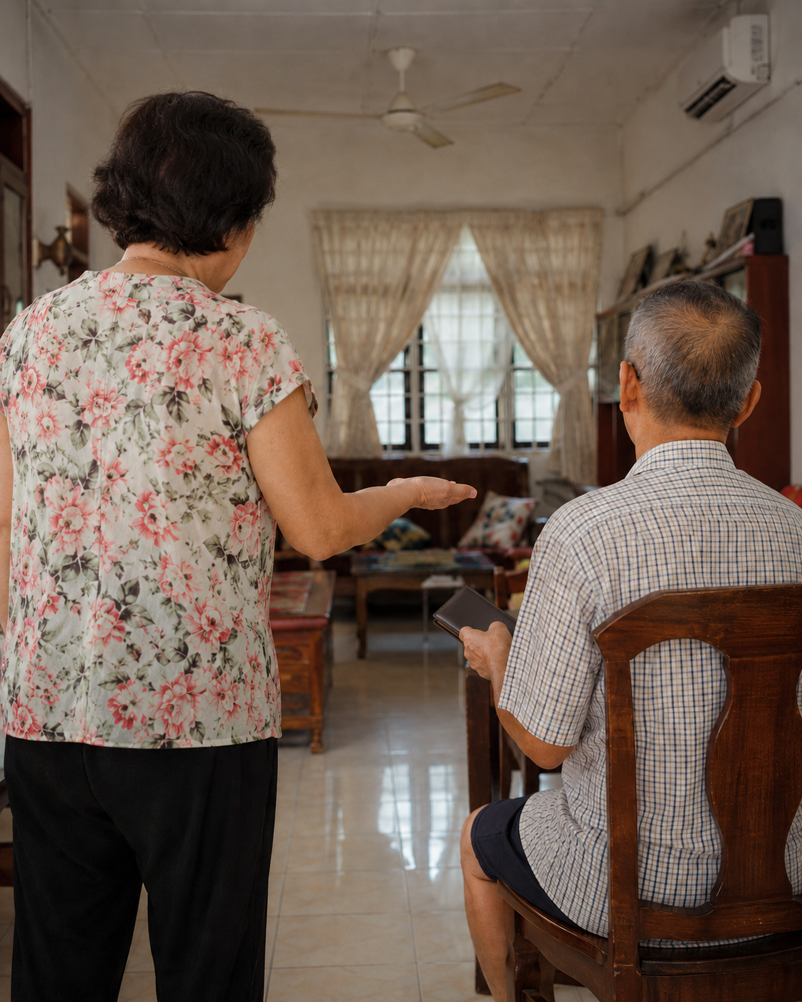 M’sian Woman Allegedly Demands RM4K Per Week From 70yo Hubby As Monthly Allowance Was Insufficient