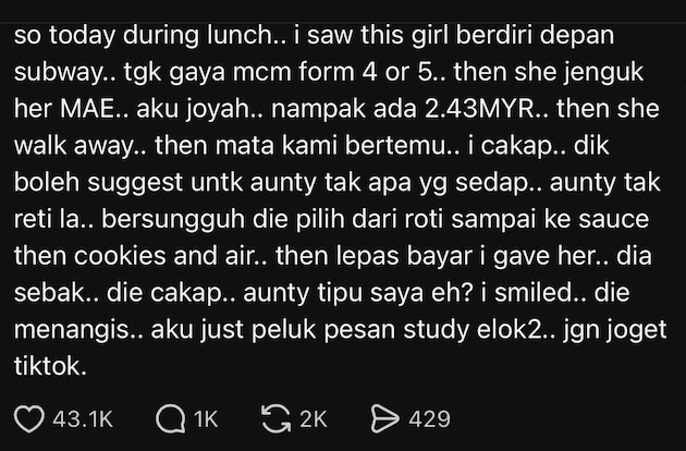 M’sian Woman Spots Teen With Only RM2.43 In Her Bank Account, Buys Her A Meal & Leaves Her In Tears