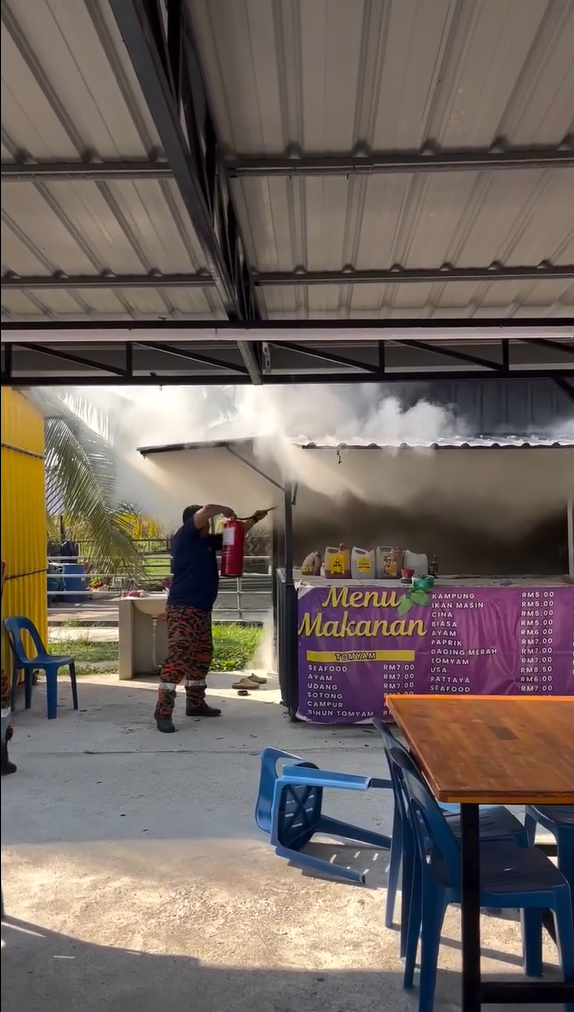 Off-duty firemen save women (2)