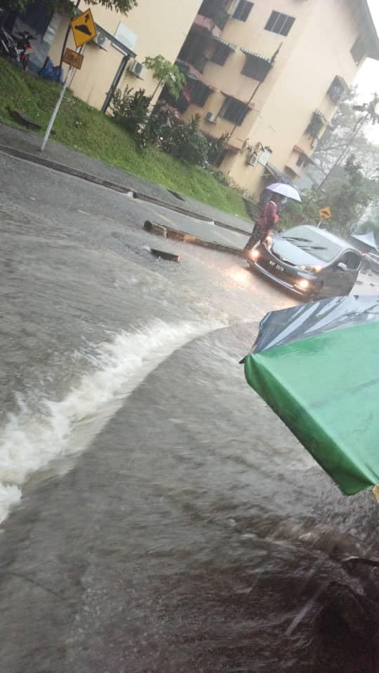 Flood in kl now