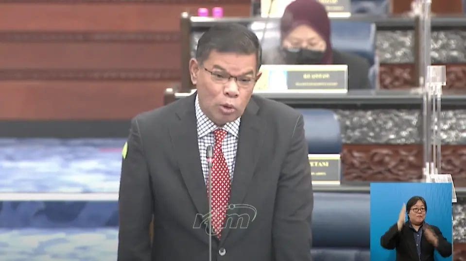 PKR's Saifuddin Nasution Ismail seen not wearing a mask during parliament session.