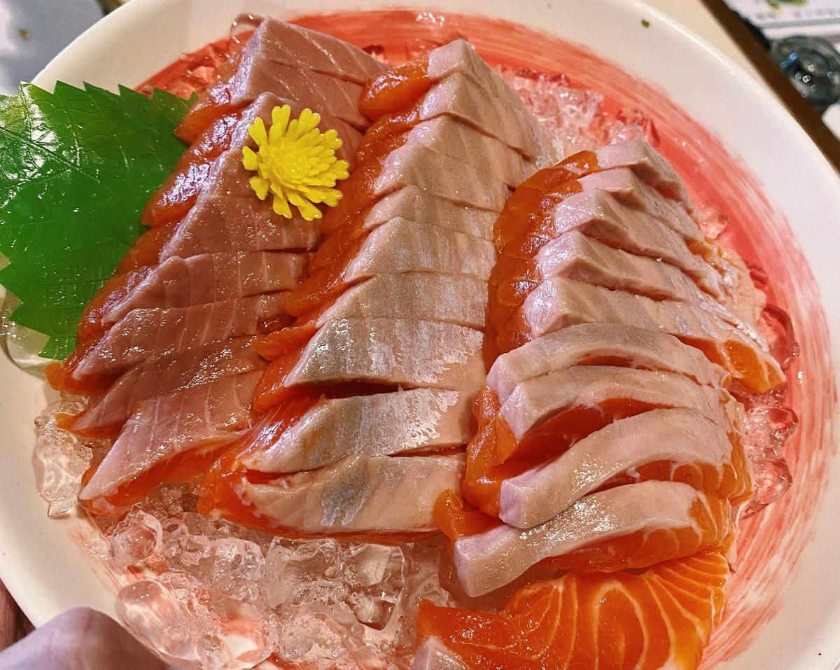 Salmon sashimi