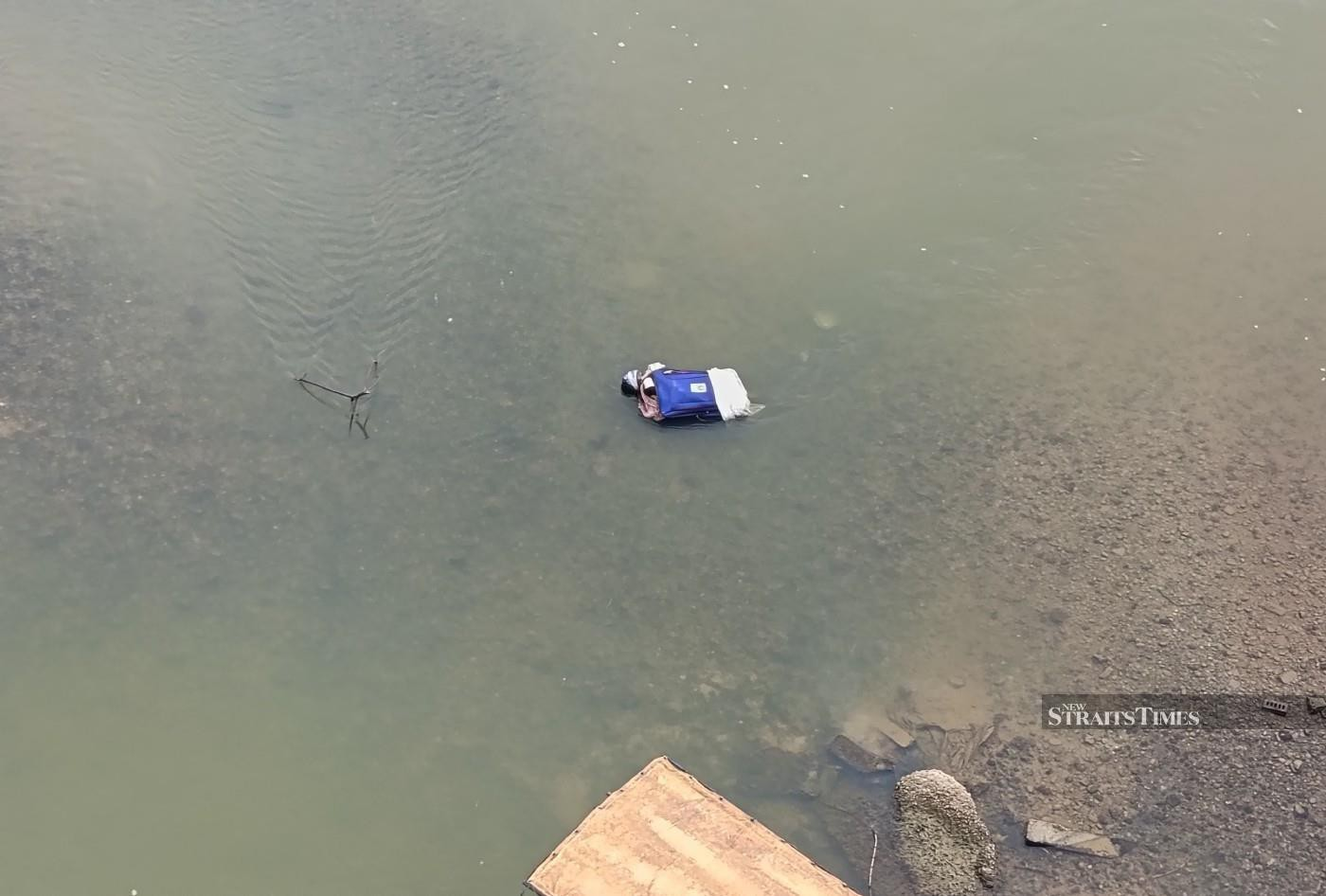 Sungai Perak body in suitcase (1)