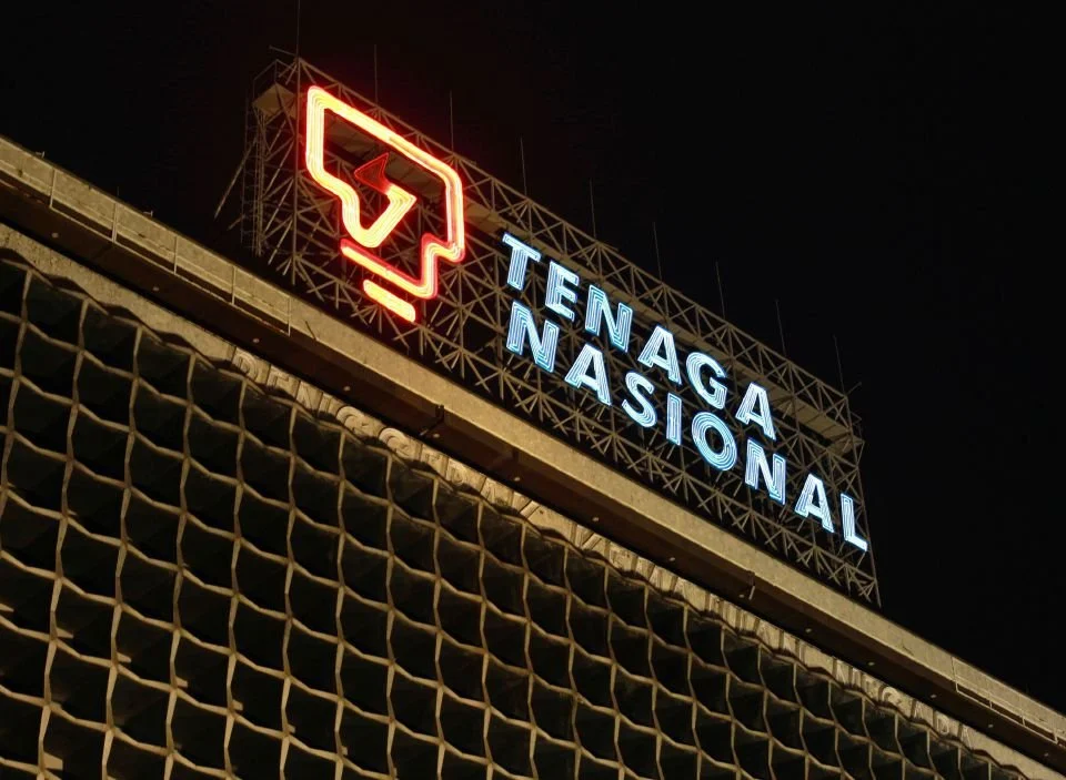"100% no blackout" - tnb reassures m'sians that there will be stable electricity on ge15 | weirdkaya