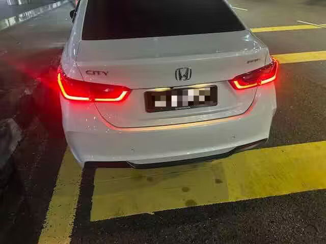 Tourist cheated in KLIA ride (1)