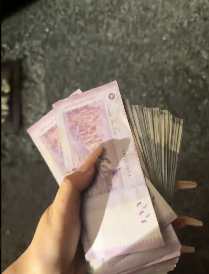 Woman In Viral Chongqing Flight Drama Visits M’sia, Shares KLCC Video, Limo Ride & Cash