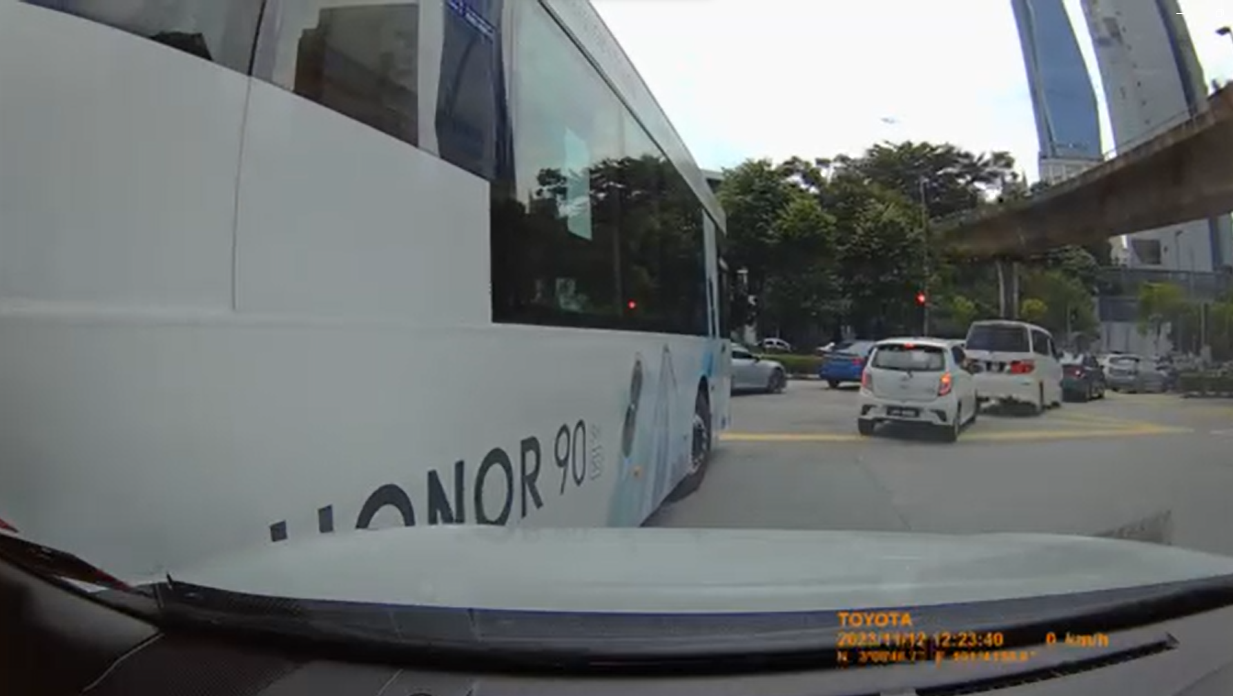 Rapidkl bus collides with couple's toyota cross