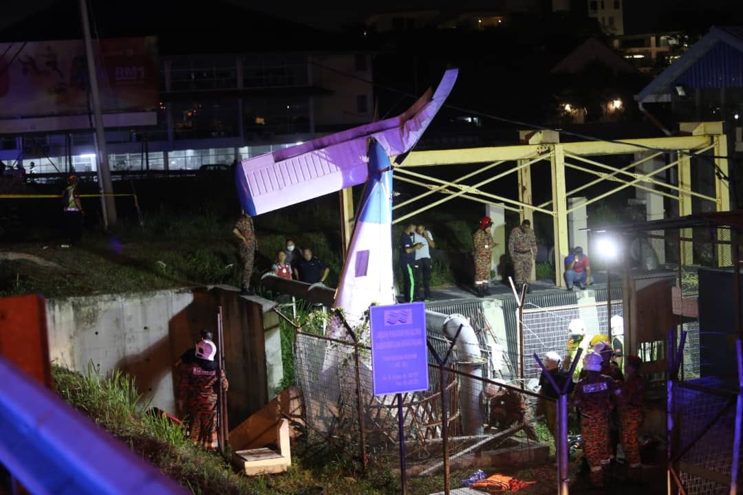 Light aircraft crashes in ipoh