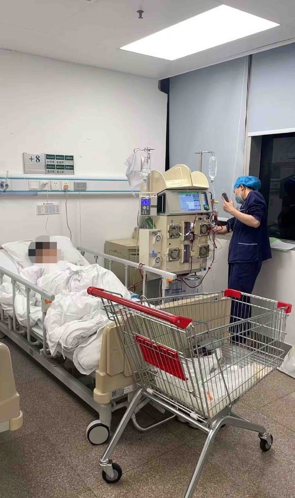 Ajun at the hospital for kidney failure