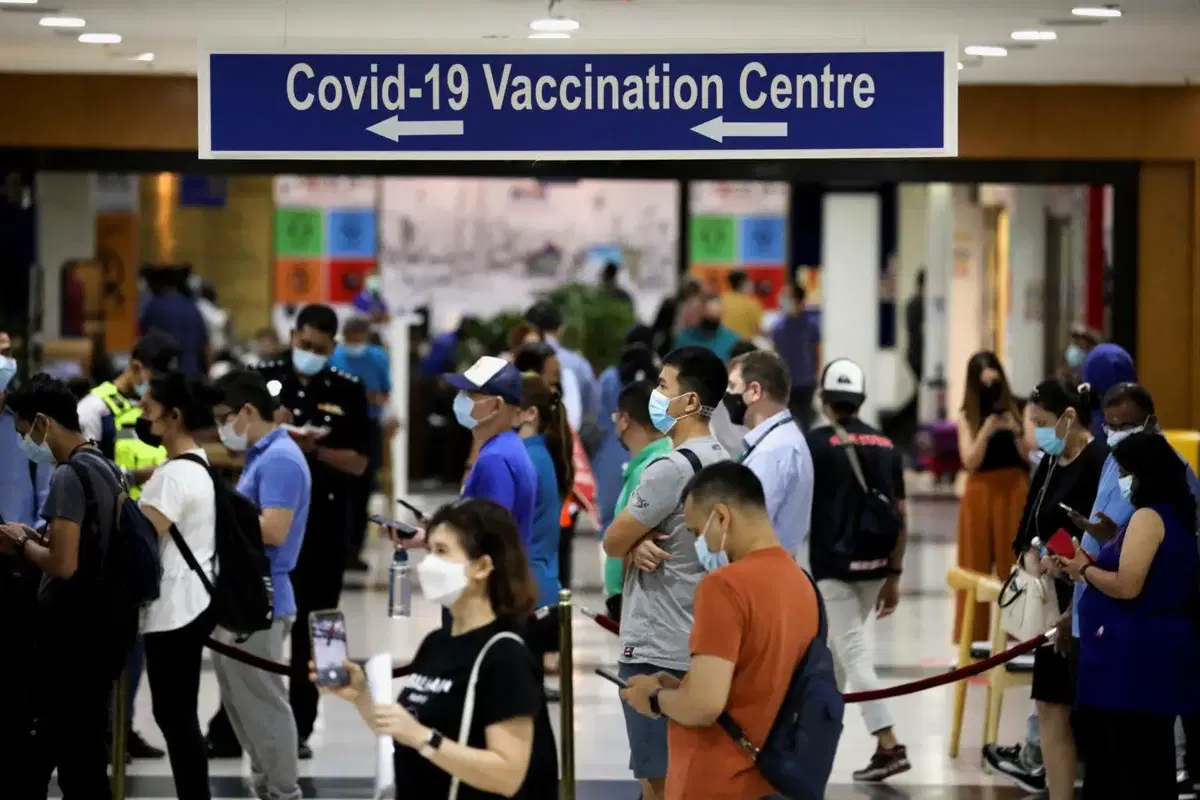 Don't want to be banned from the vaccination centre? Make sure you're in proper attire | weirdkaya