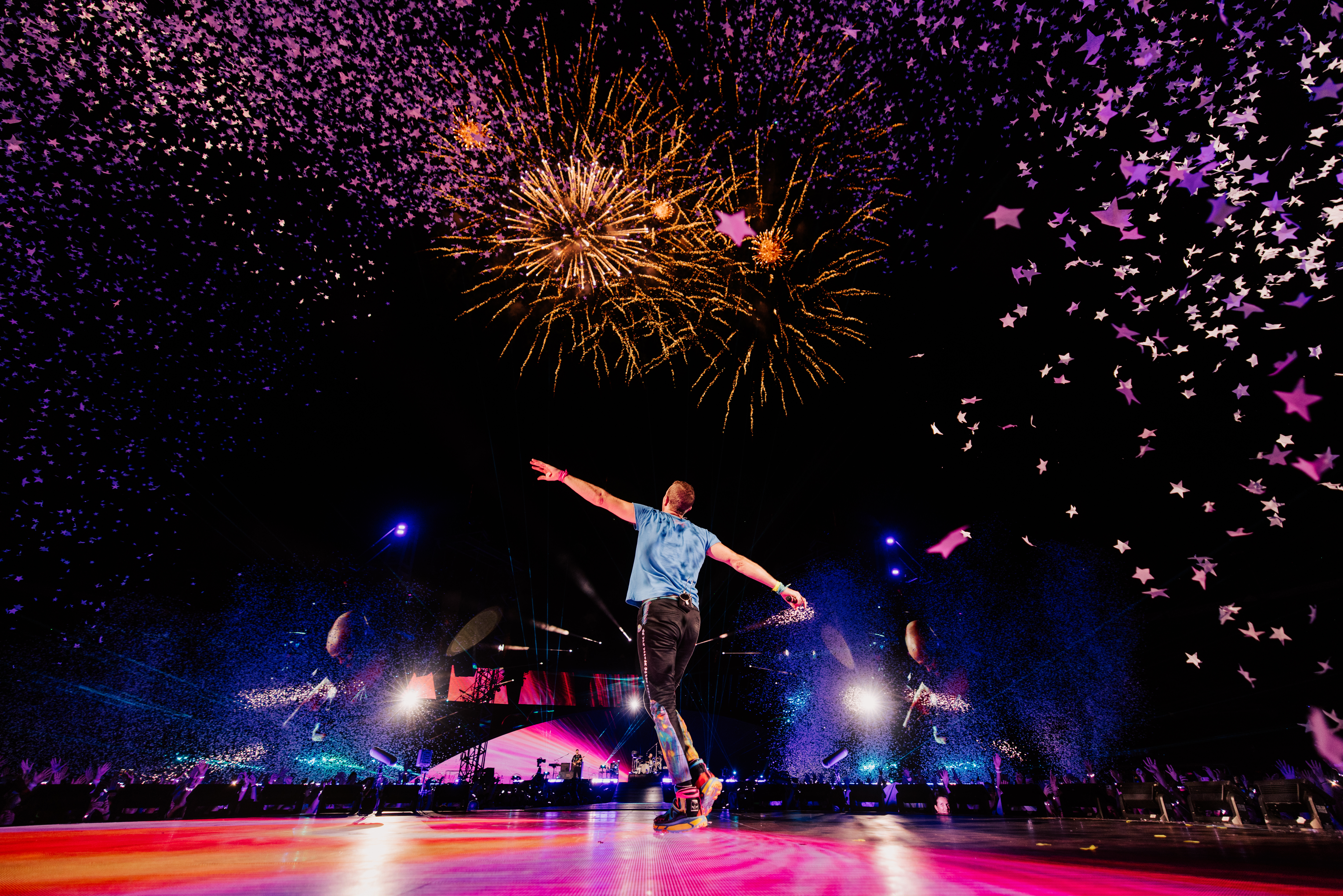 Don’t miss your last chance to watch coldplay’s music of the spheres world tour in kl!