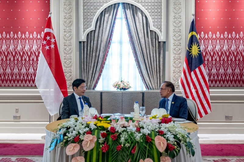 Anwar ibrahim meets lawrence wong