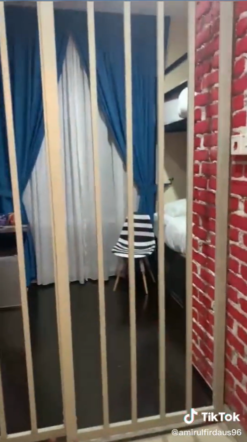Prison-themed room at impi yan hotel