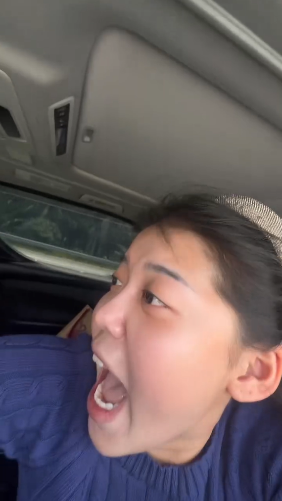 Belle yells at mat rempit