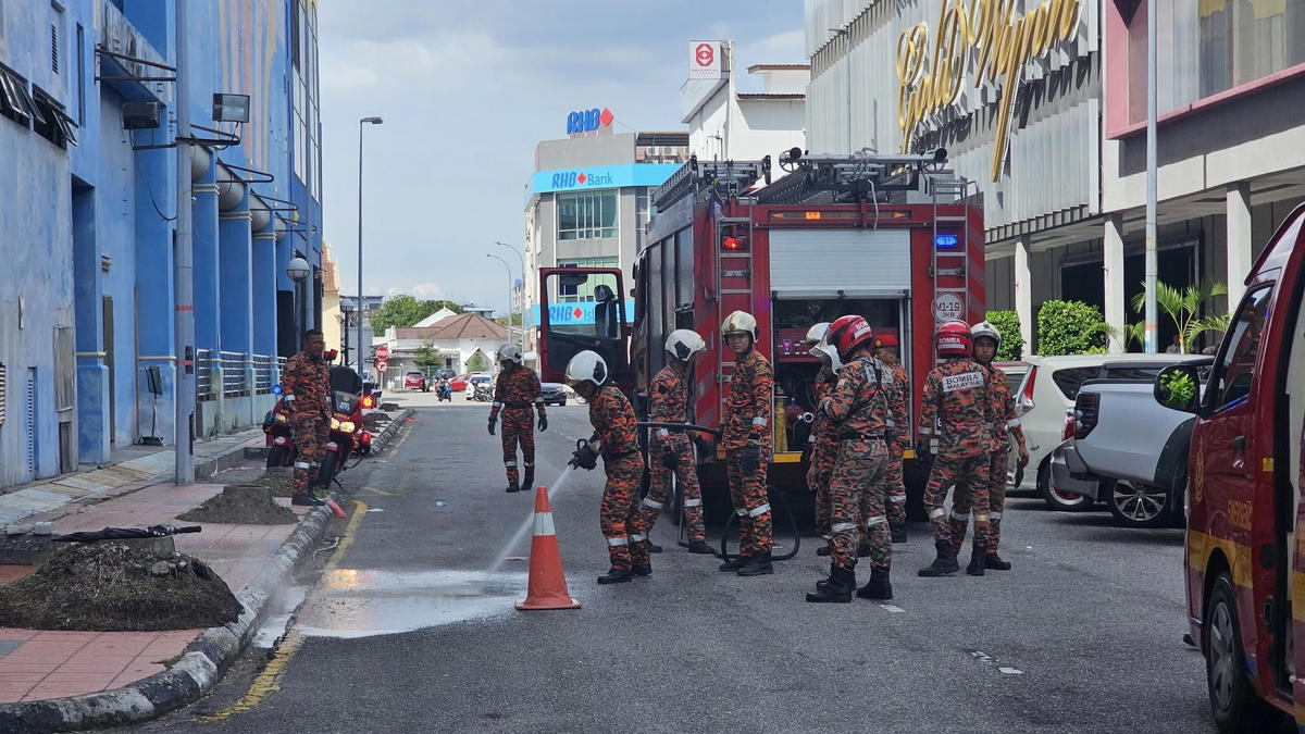 Bomba clearing the place