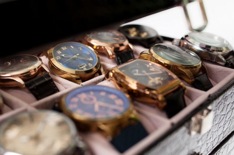 box of luxury watches (1)